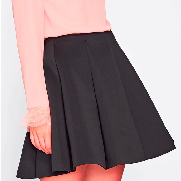 Box Pleated Skirt - Picture 5 of 6